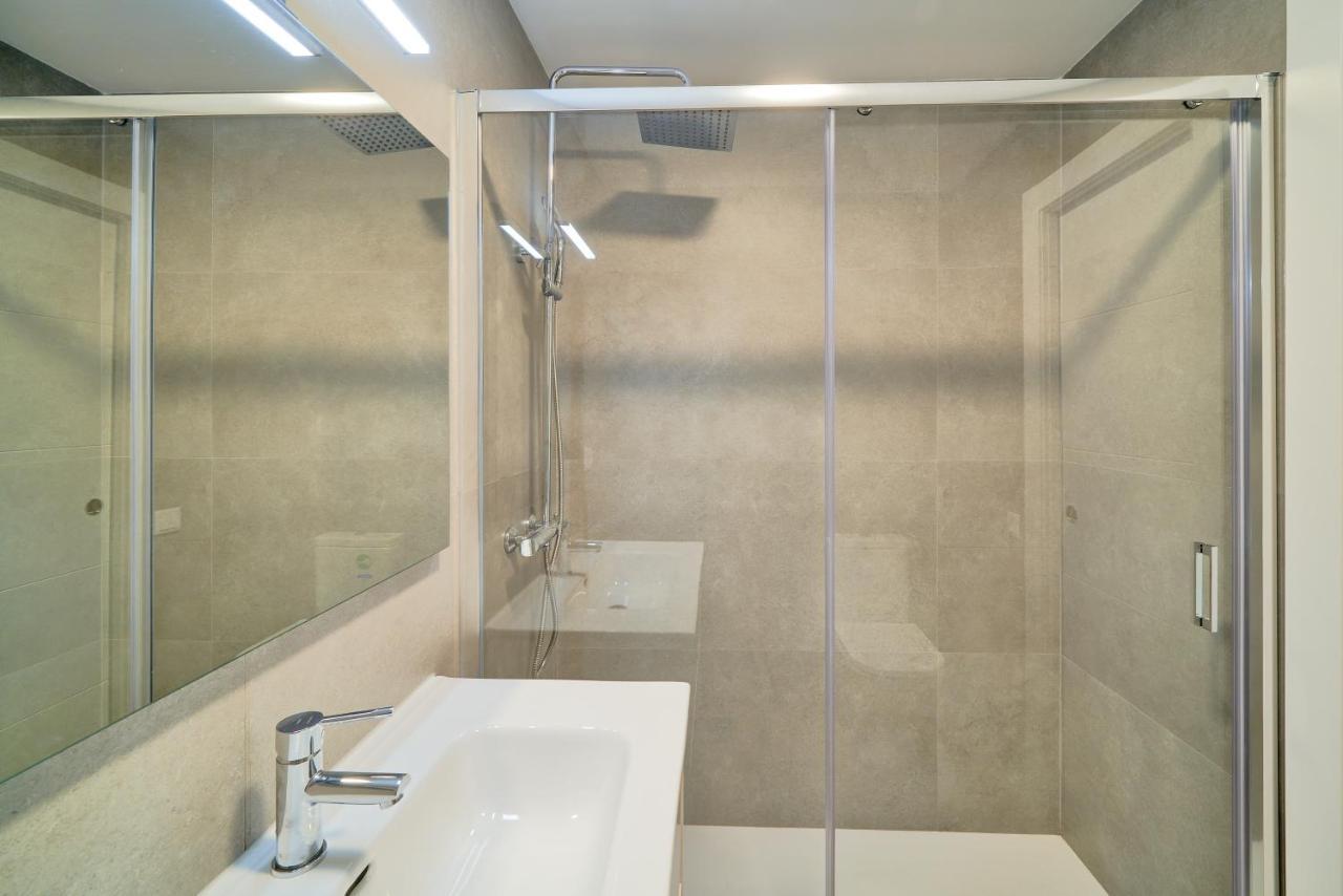 Impresionante Apartamento En Playa De La Malagueta Malaga Exterior photo